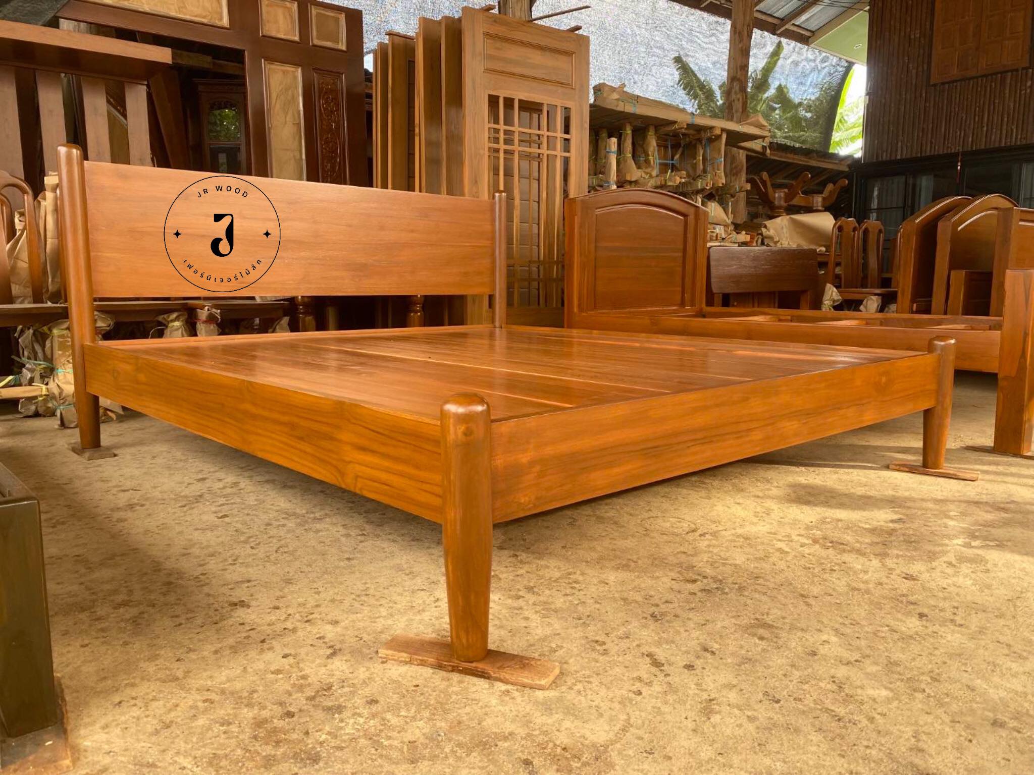 JR Furniture เตียงนอนไม้สัก มินิมอล 5ฟุต สีสักทอง - ThaiPick