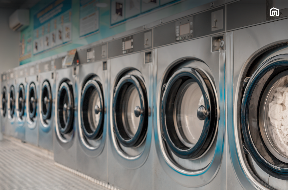 เลือกเครื่องซักผ้าหยอดเหรียญแบบไหนดี? ฝาหน้า vs ฝาบน ต่างกันยังไง